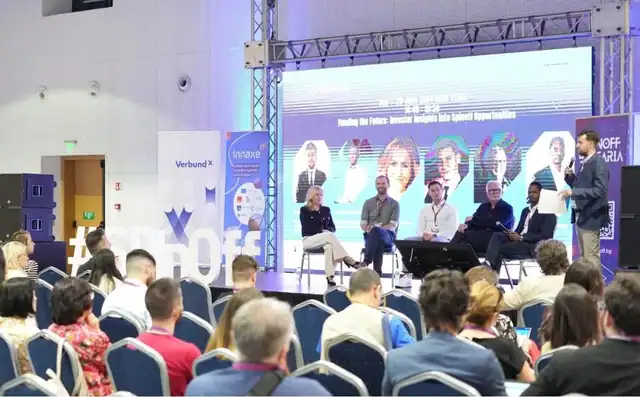 Diane Nevin on the investor panel at SPINOFF Bulgaria, Sofia